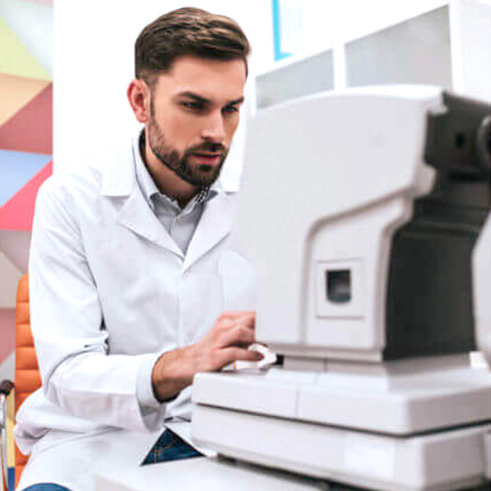 optometrist in Becker